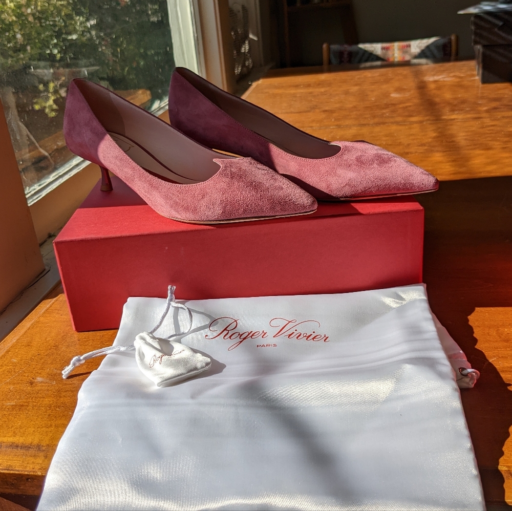 Roger Vivier suede kitten heel 45mm 39.5
